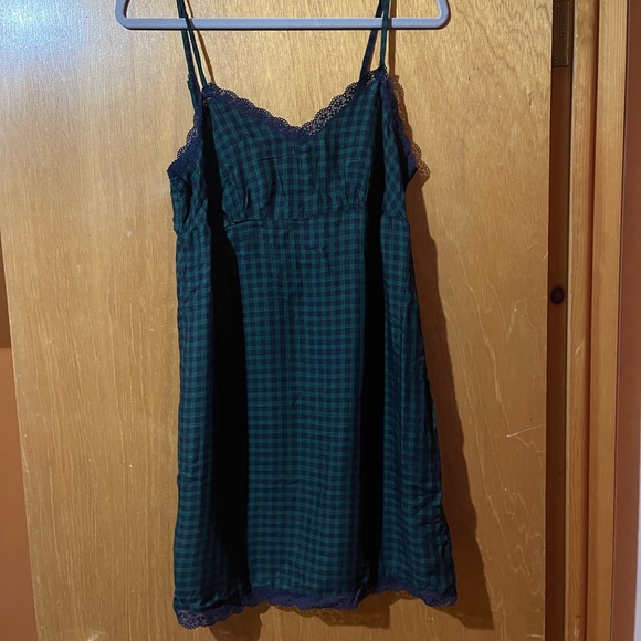 AE Plaid Dress - Picture 1 of 3